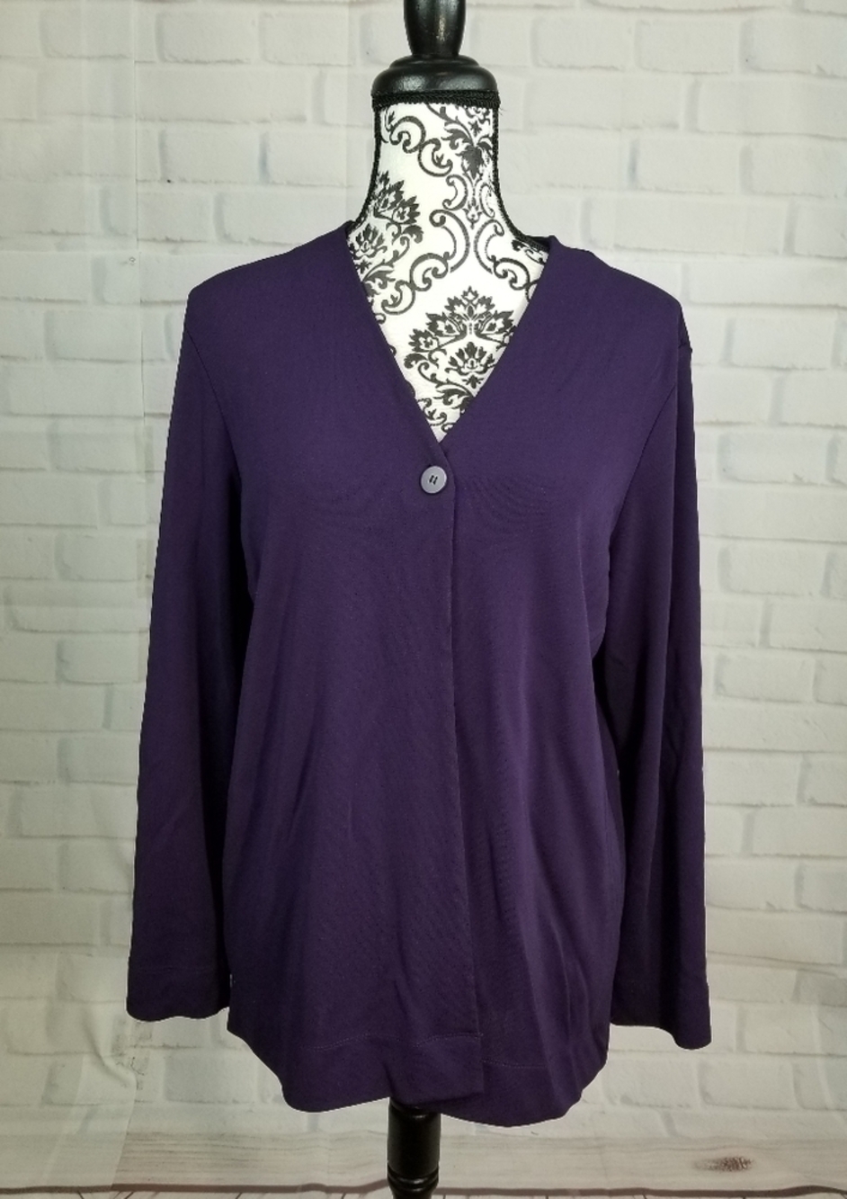Josephine Chaus women's long sleeve button front cardigan size s stretch BB19